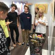 Восьмиклассники МЛШ познакомились с «Филигранным искусством Японии»