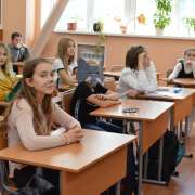  «Сыр выпал — с ним была плутовка такова»: пятиклассники МЛШ изучают басни