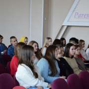 Серьезный вопрос обсудили со старшеклассниками Международной лингвистической школы