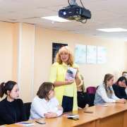 «Сказки о главном»: вышла книга переводов корейских сказок на русский и английский языки учениц Международной лингвистической школы 