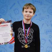 Первые соревнования — первое место: шестиклассник МЛШ завоевал «золото» в первенстве Владивостока по настольному теннису