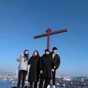 Урок-прогулка «Виды домов» удивила иностранных учеников Международной лингвистической школы 