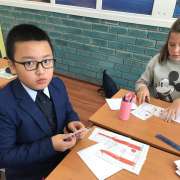 Ученики 3-4 классов Международной лингвистической школы убедились, что будущее планеты за энергией солнца и ветра   