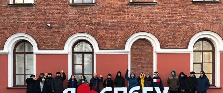 Ученики МЛШ стали участниками проекта «Учимся в Петербурге»