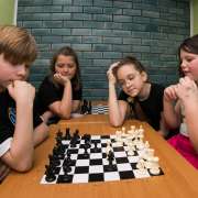 Ученики МЛШ и их родители сыграли в футбол и шахматы