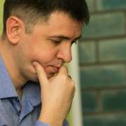 Ученики МЛШ и их родители сыграли в футбол и шахматы