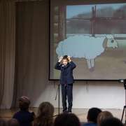 Произведения русских поэтов прозвучали со сцены Международной лингвистической школы