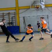 Ученики МЛШ и их родители сыграли в футбол и шахматы