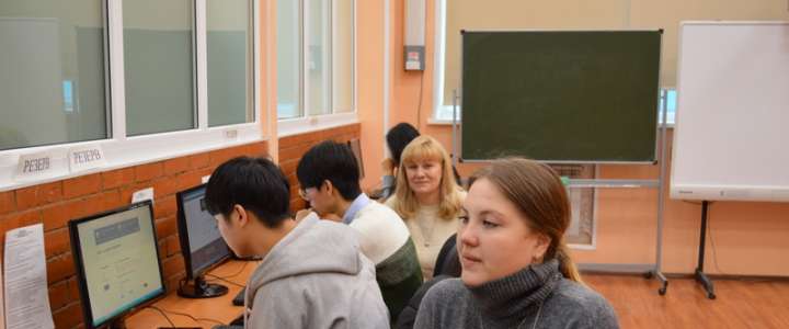 Иностранные ученики МЛШ приняли участие в Международной онлайн-олимпиаде по русскому языку как иностранному