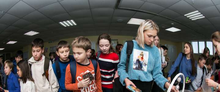 Благотворительная ярмарка состоялась в Международной лингвистической школе