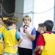 Ученики Международной лингвистической школы сыграли в футбол и волейбол