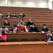 Ученики Международной лингвистической школы отправились на физико-математическую образовательную сессию в Москву