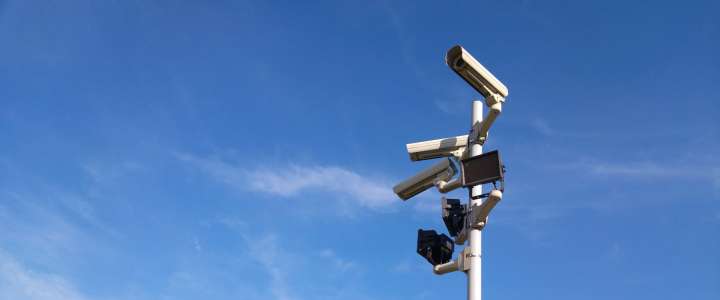 В Международной лингвистической школе продолжается работа по улучшению  систем безопасности 