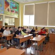 Учителя – кандидаты наук проводят увлекательные лекции для учеников Международной лингвистической школы в ходе Недели наук