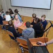 Game Club 9 и 5 классов Международной лингвистической школы: побеждает быстрота реакции и знания!