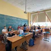 Занимательная математика на Неделе наук в Международной лингвистической школе: лента Мёбиуса и искусство оригами  