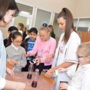 Неделя наук в Международной лингвистической школе продолжилась занятиями для младших школьников