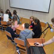Game Club 9 и 5 классов Международной лингвистической школы: побеждает быстрота реакции и знания!