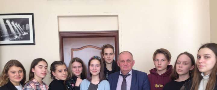 Ученики Международной лингвистической школы готовятся к 3 Молодежному симпозиуму по всемирному культурному наследию 