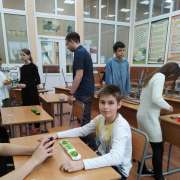 В Международной лингвистической школе состоялись соревнования по спидкубингу