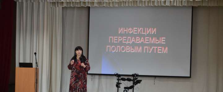 В Международной лингвистической школе нет запретных тем