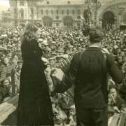 75 лет Победы. Вклад школьников Приморья в Победу: танковая колонна «Юный пионер», подарки для бойцов Ленинградского фронта, сбор металлолома на нужды фронта 
