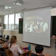 Ученики Международной лингвистической школы начали работу в проекте International Literacy Day 