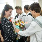 Школа встречает ребят в новом учебном году 