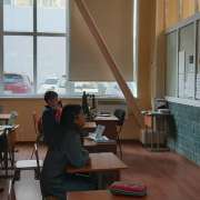  Ученики 10 и 5 классов Международной лингвистической школы стали участниками Дня единых действий, посвященных Дню Героев Отечества 