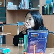  Ученики 10 и 5 классов Международной лингвистической школы стали участниками Дня единых действий, посвященных Дню Героев Отечества 