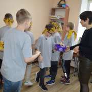 Праздничный концерт и спортивная игра «А ну-ка, мальчики!» прошли в Международной лингвистической школе в честь Дня защитника Отечества