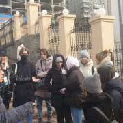 Путешествие по Океанскому проспекту: десятиклассники Международной лингвистической школы изучают одну из главных улиц Владивостока 