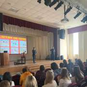 О правилах пожарной безопасности рассказали ученикам Международной лингвистической школы