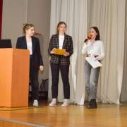 Определены победители сферодеятельностной игры «Владивосток – город мечты» среди учеников 10 классов Международной лингвистической школы 