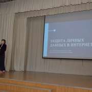 В Международной лингвистической школе состоялась публичная защита проектных и исследовательских работ среди десятиклассников 