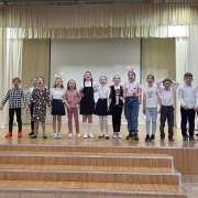Ученики младших классов МЛШ в поисках белого кролика