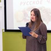 Традиционная International Week в Международной лингвистической школе открылась мастер-классом по истории русских национальных костюмов и чаепитием 