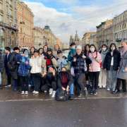 Учимся в Петербурге: ученики Международной лингвистической школы смогли убедиться, что Пушкин – наше все  