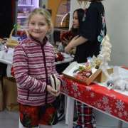 В Международной лингвистической школе состоялась ежегодная благотворительная Рождественская ярмарка