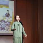 В Международной лингвистической школе завершился конкурс чтецов «Я лиру посвятил народу своему»