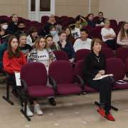 Семиклассники Международной лингвистической школы проверили свою эрудицию в игре Game Club
