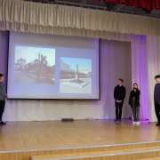 Ученики 7-8 классов Международной лингвтсической школы продолжили проект “The Cultural Heritage of Vladivostok” презентациями в 5-6 классах 