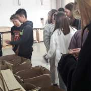Ученики 7м2 класса Международной лингвистической школы побывали в музее авиации, узнали, что такое «Куби Дуби» и покатались на коньках 