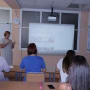 «Вас зовет Россия»: преподаватели института русского языка и культуры МГУ им Ломоносова провели семинар для учителей МЛШ 