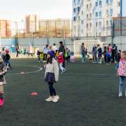 Веселыми спортивными играми завершается International Week в Международной лингвистической школе   