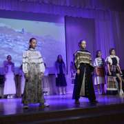 Праздничный концерт в Международной лингвистической школе в честь Дня учителя