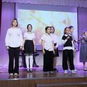 Праздничный концерт в Международной лингвистической школе в честь Дня учителя