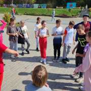 Самые креативные, самые сплоченные, самые находчивые и самые быстрые пятиклассники Международной лингвистической школы определились на Дне здоровья  