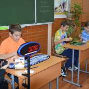 Соревнования по спидкубингу состоялись в Международной лингвистической школе