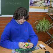 Соревнования по спидкубингу состоялись в Международной лингвистической школе